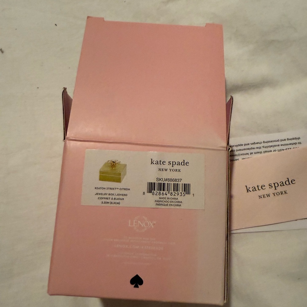 NIB Kate Spade Keaton Jewelry Box - Picture 4 of 6